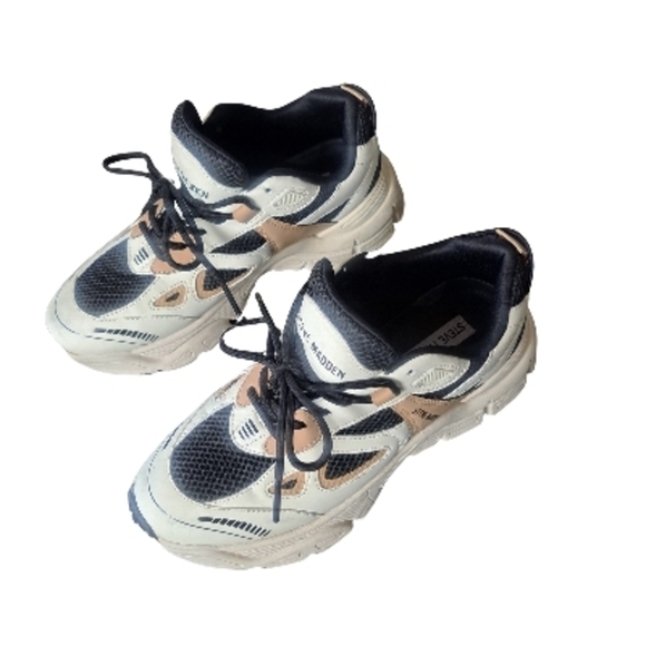 Steve Madden Women's Size 9.5M Clydie Chunky Platform Sneaker Black/Tan - Picture 5 of 13